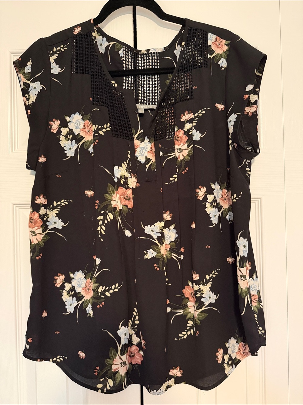 Daniel Rainn Black Floral Short-Sleeve Blouse with Crochet Yoke